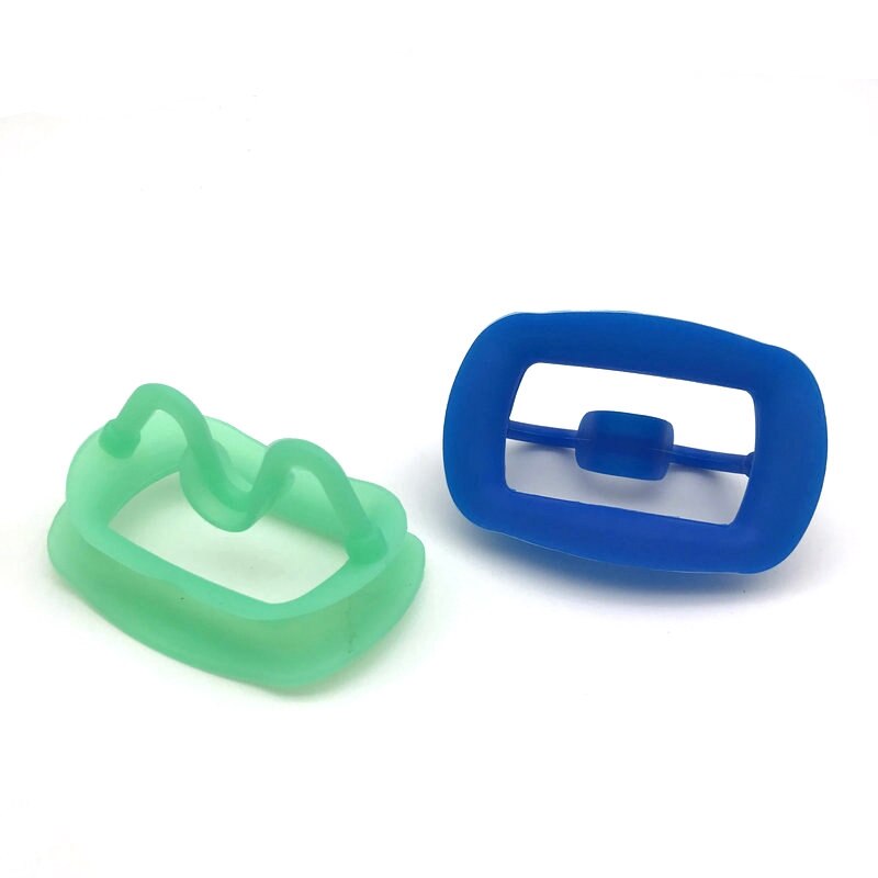 Soft Silicon Cheek Retractor